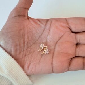 Gold 1pc Floral Ear Cuff